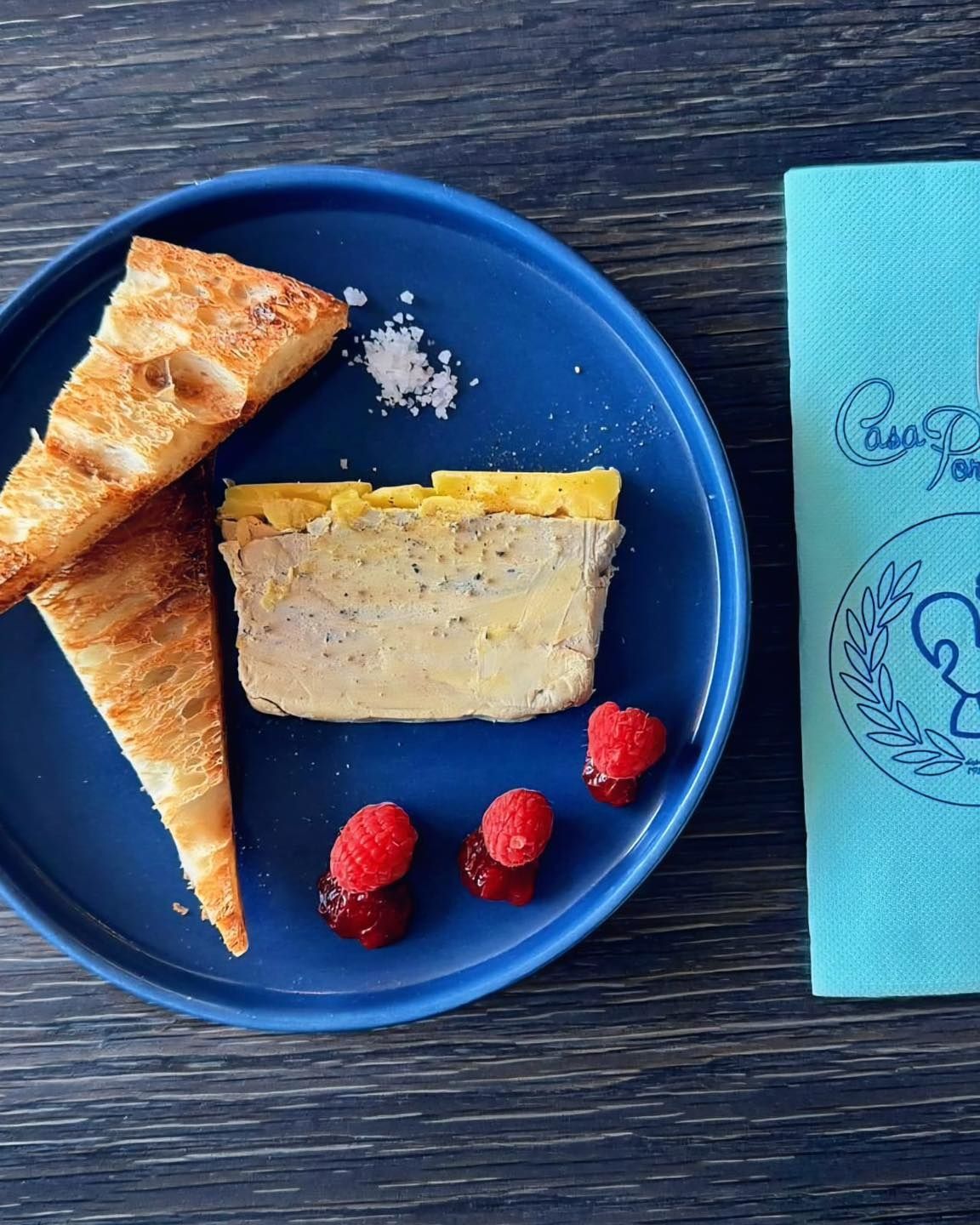 Le foie gras ne se commente pas. Il se savoure     n______________nn    ️ Réservation au 04 68 52...